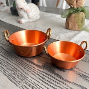 Set of 2 Vintage Sur La Table Copper Measuring Pots w Brass Handles